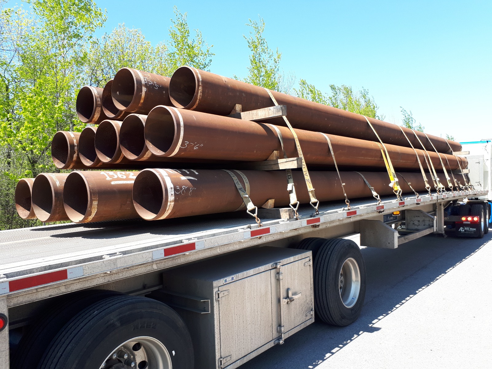 Heavy wall seamless steel pipe ready for pressure and process applications